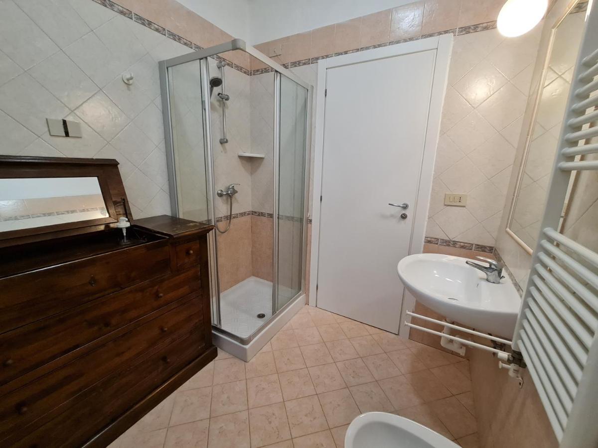 Lc Gramsci Guest House Self Check-In ピサ エクステリア 写真