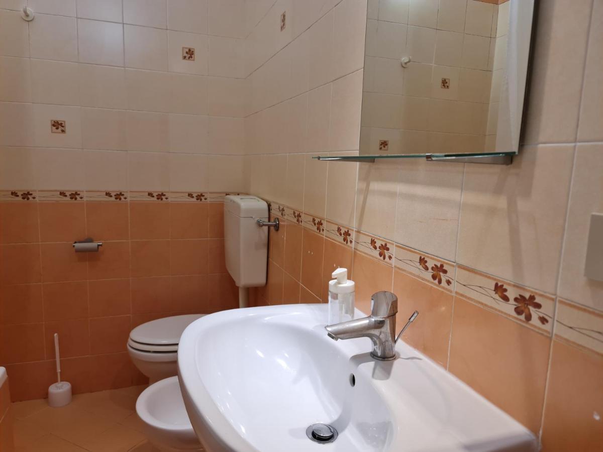 Lc Gramsci Guest House Self Check-In ピサ エクステリア 写真
